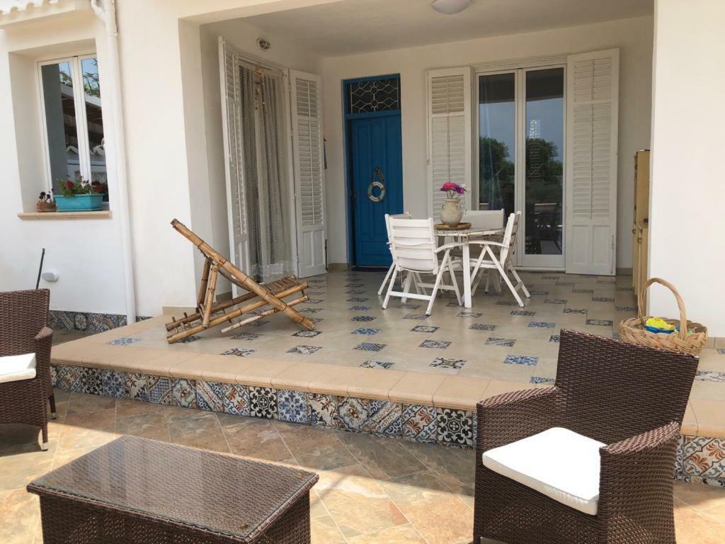 特拉佩托Cala Marina Holidays别墅 外观 照片