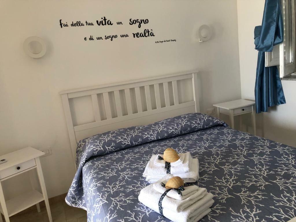 特拉佩托Cala Marina Holidays别墅 外观 照片